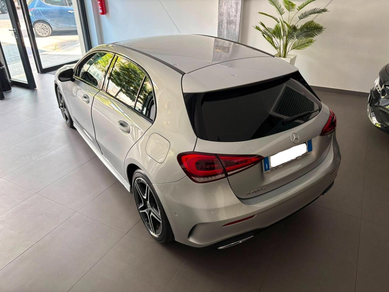 Mercedes A180d AMG Premium 116CV - 2021