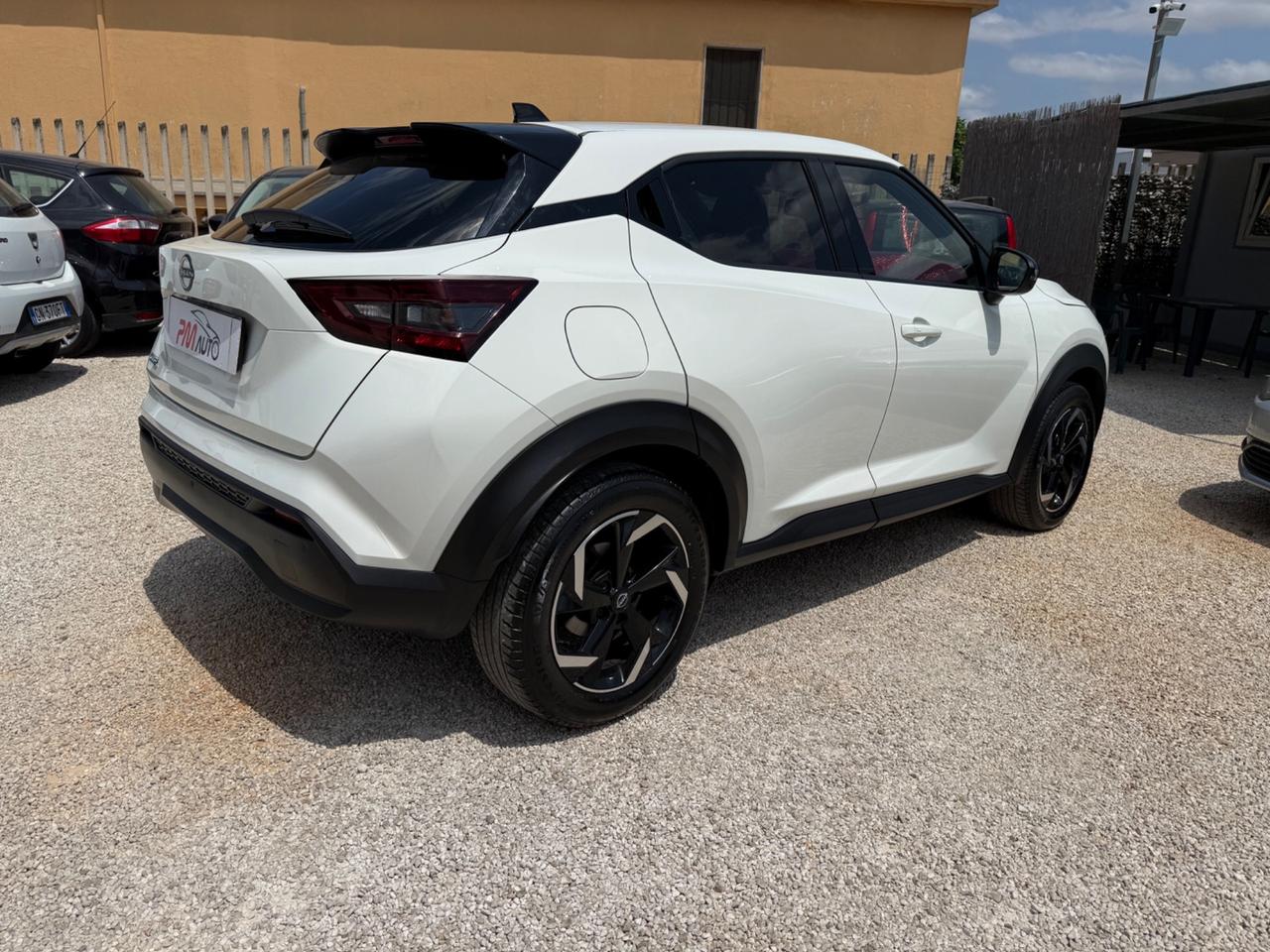 Nissan Juke 1.0 DIG-T 114 CV N-Connecta
