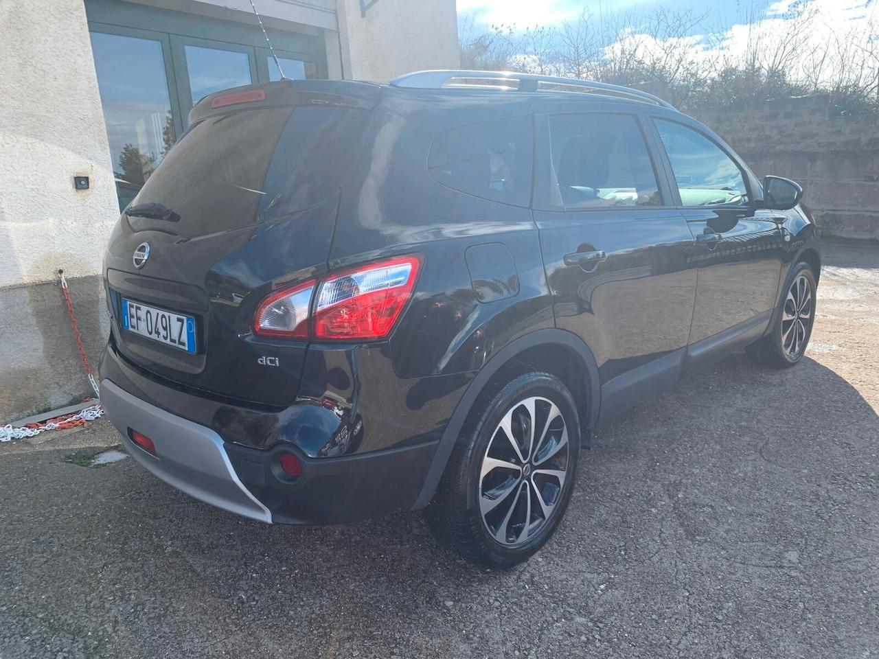 Nissan Qashqai 2 2.0 dci 4x4 7 posti - 2011