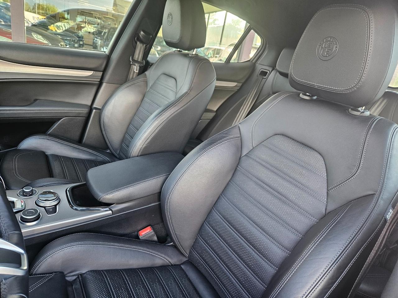 Alfa Romeo Stelvio 2.2 Turbodiesel 210 CV AT8 Q4 Veloce ** IN ARRIVO **