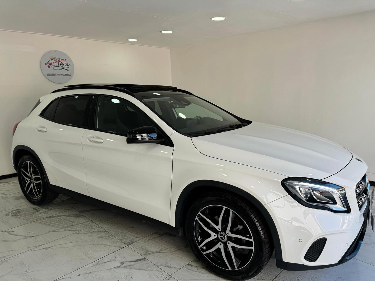 Mercedes-benz GLA 220 -AUTO- Premium-TETTO-2019