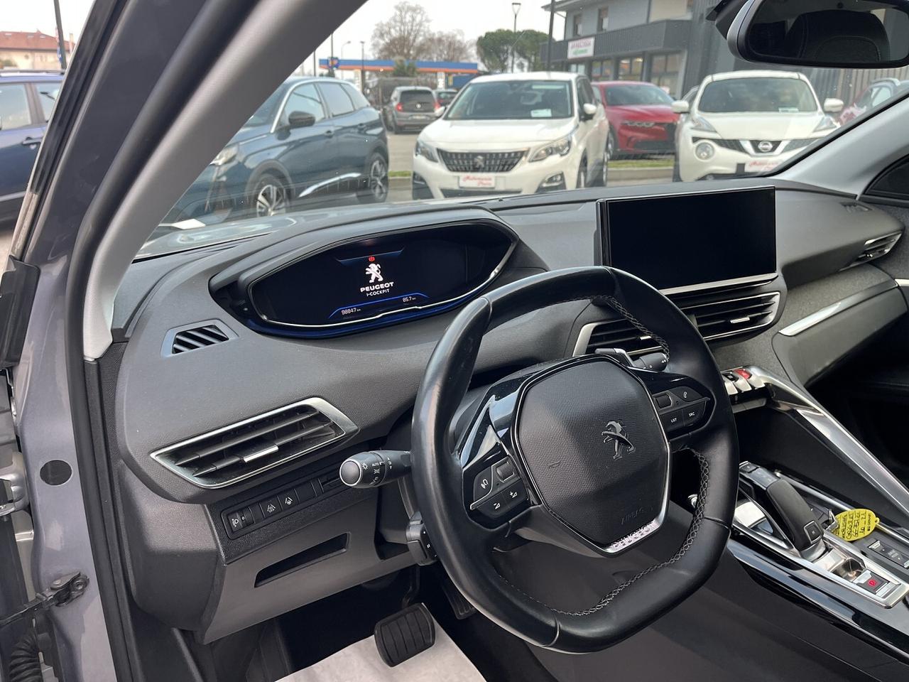 PEUGEOT 5008 1500 HDI 130 CV AUTOM. 7 POSTI