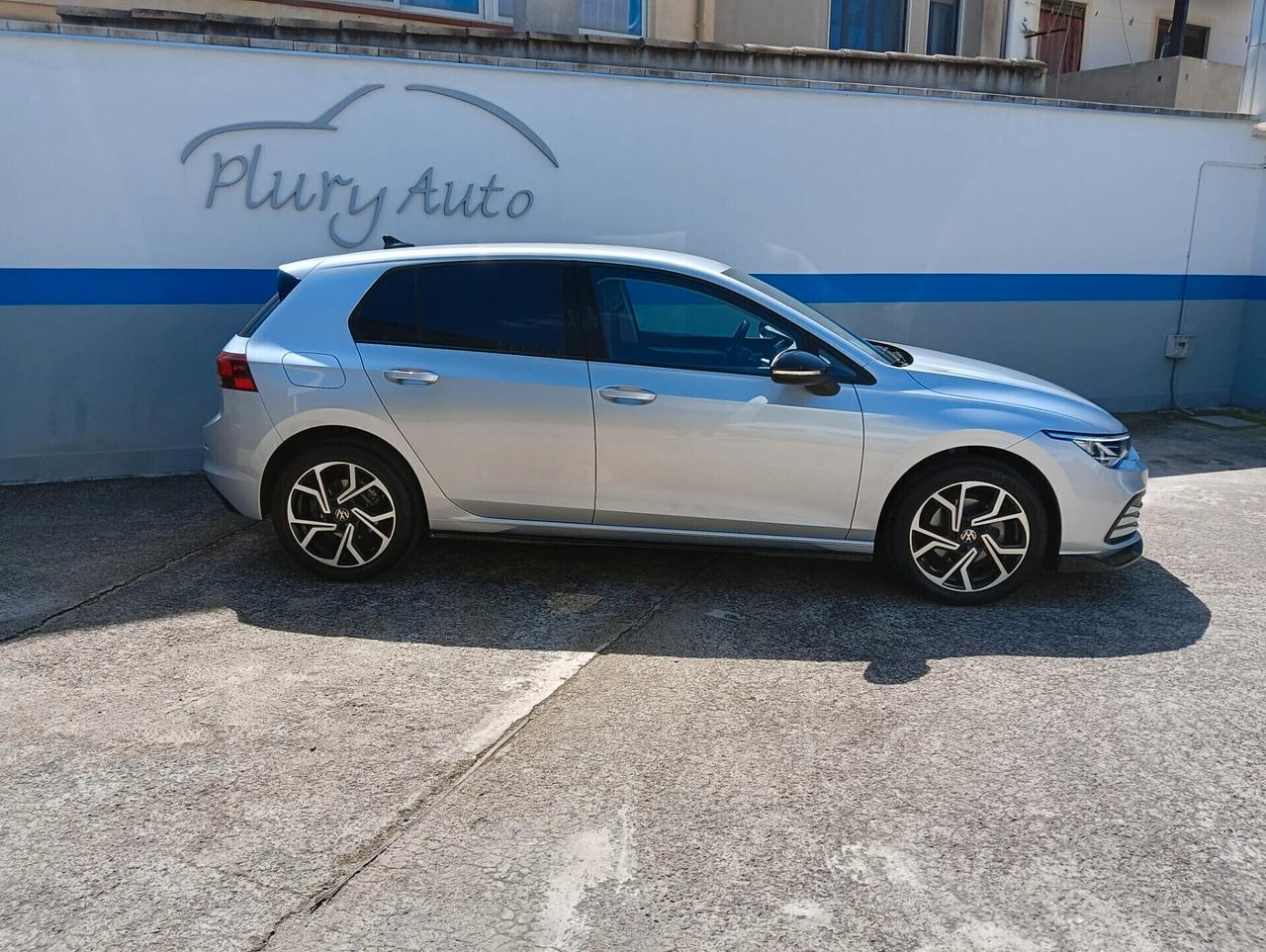 Volkswagen Golf 1.0 TSI 115 CV 5p. Business BlueMotion Technology