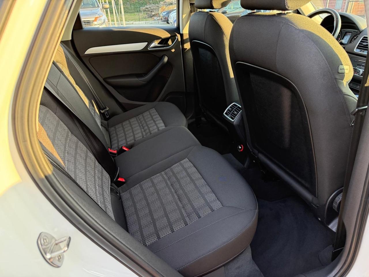 Audi Q3 2.0 TDI 150 CV quattro S tronic Sport