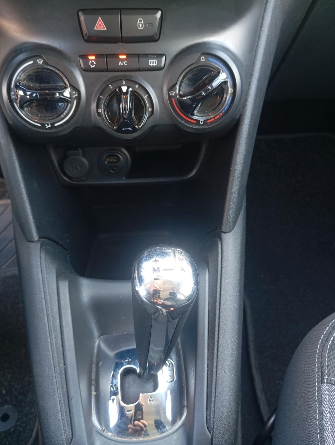Peugeot 208 Automatica 5 porte Active