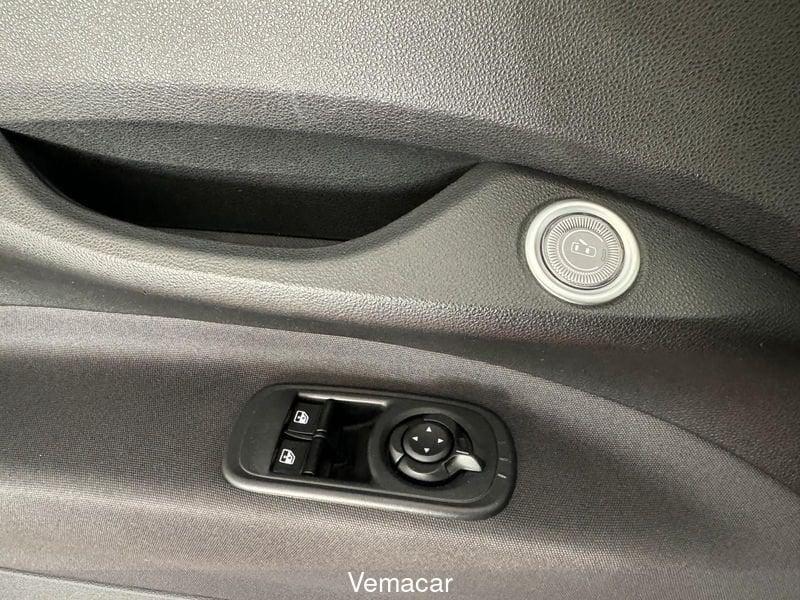 FIAT 500 500e 42 kWh Icon-FULL LED-NAVI- SENSORI PARK -KM 40300!