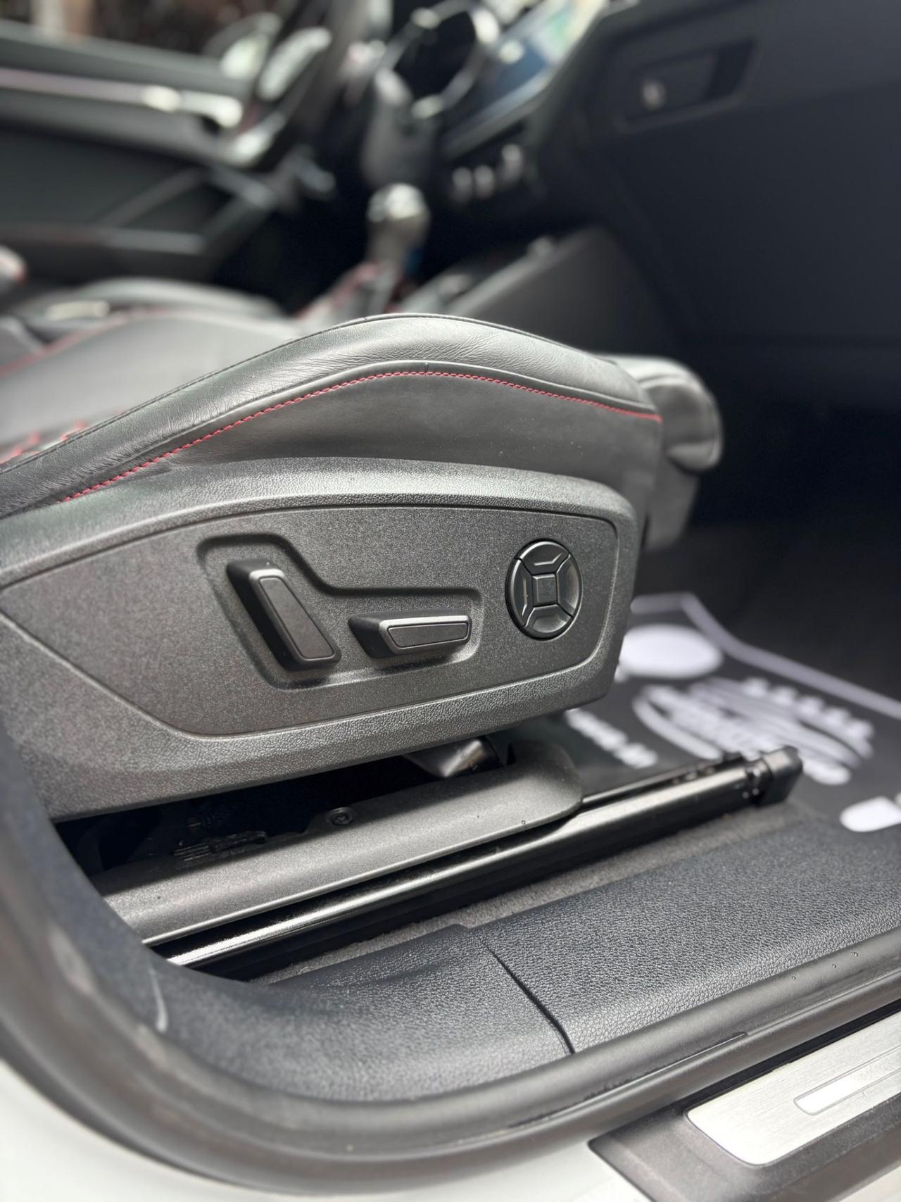 Audi Q3 RS SPB quattro S tronic