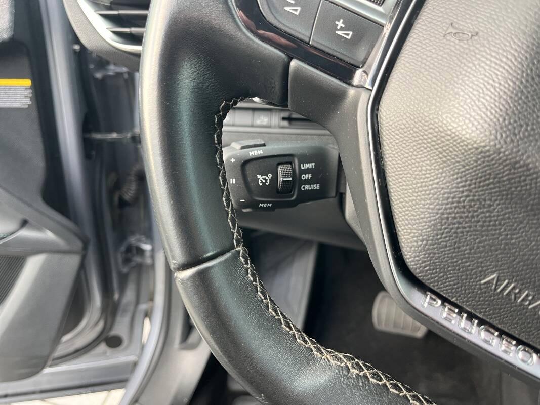 Peugeot 3008 II 1.5 bluehdi Allure Pack s&s 130cv eat8