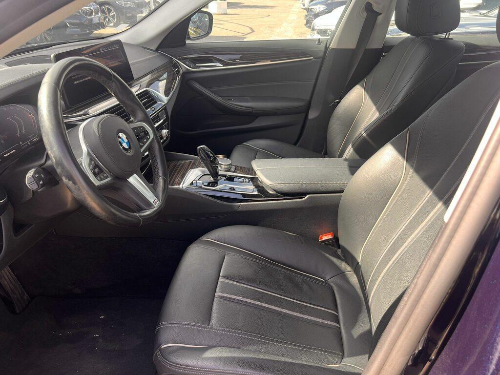 BMW Serie 5 Berlina 520 d Mild Hybrid 48V Luxury Steptronic