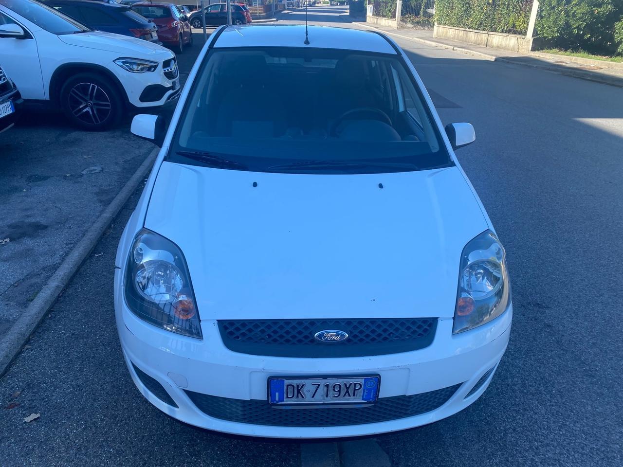 Ford Fiesta 1.4 TDCi 5p. Ghia