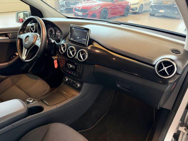 MERCEDES-BENZ B 180 CDI Business//NAVI//AUTOMATICA//