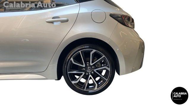 TOYOTA Corolla 2.0 Hybrid Lounge