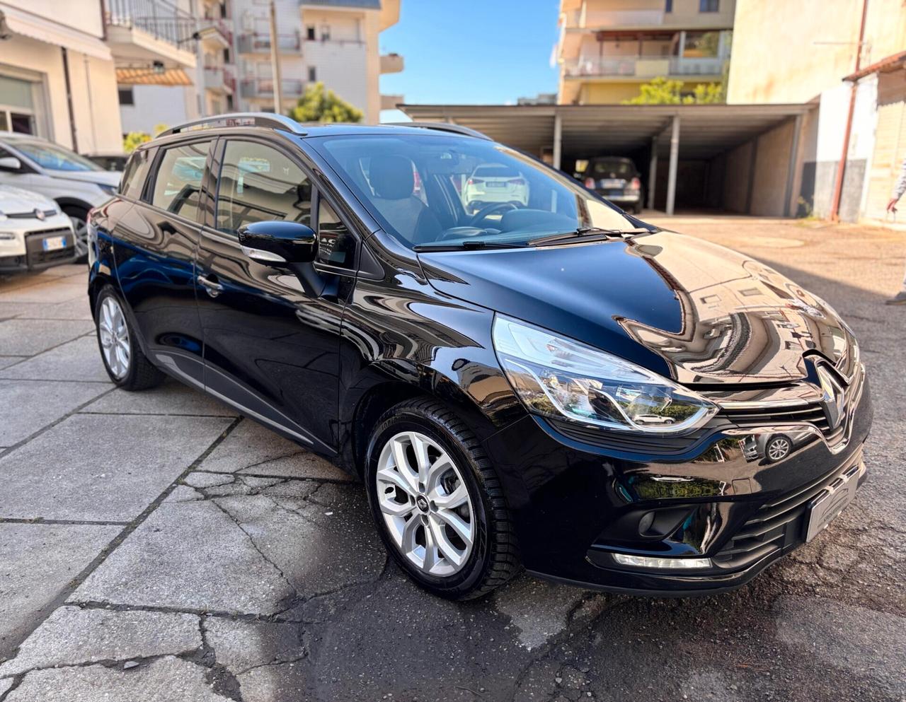 Renault Clio Sporter dCi 8V 90 CV EDC Business