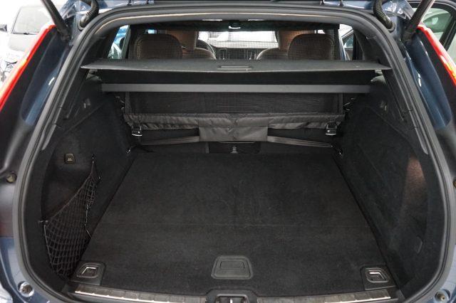 VOLVO XC60 T6 Recharge Plug-in Hybrid AWD Inscription Express