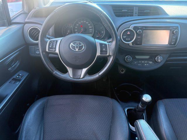 TOYOTA Yaris 1.3 5 porte Active