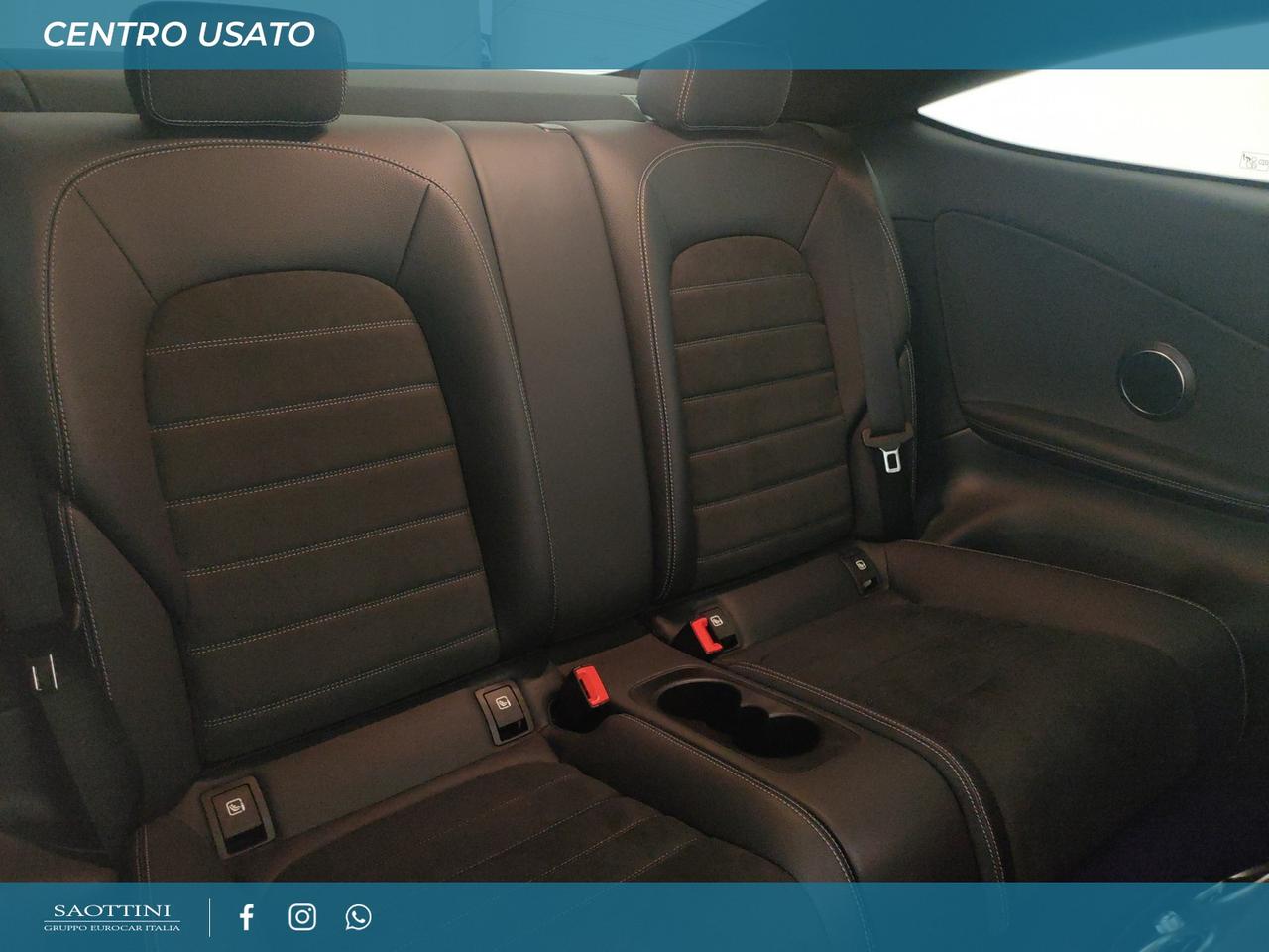 Coupe 220 d Premium Auto