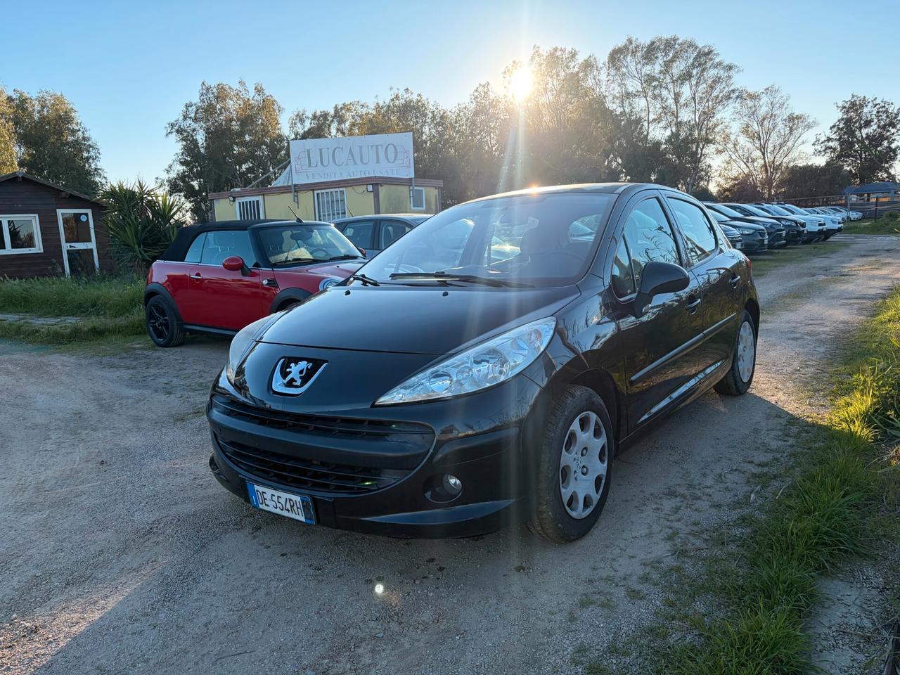 PEUGEOT 207 1.4 HDI 70 CV ADATTA NEOPATENTATI