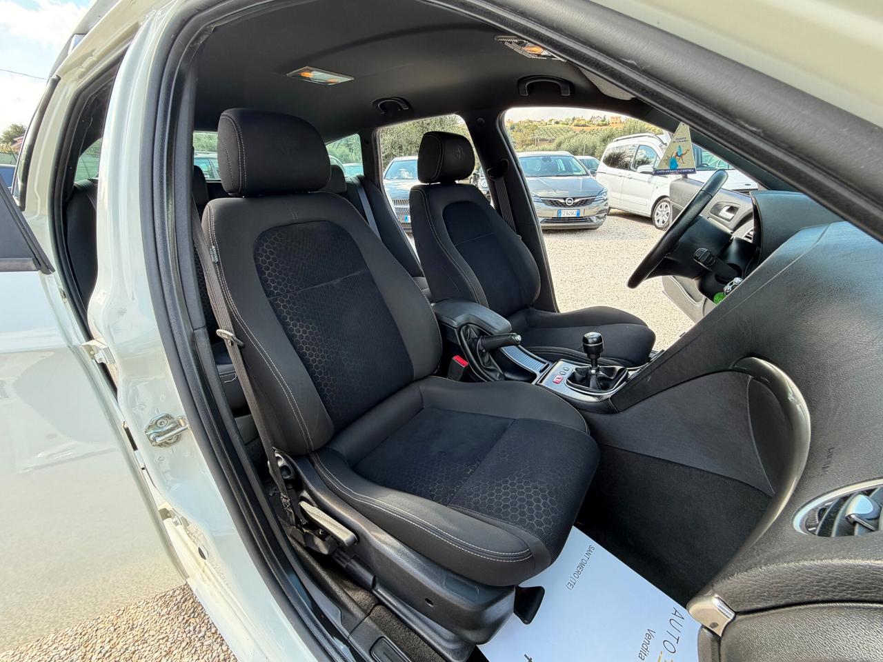 Alfa Romeo 159 Sportwagon 2.0 jtdm 170cv Distinctive premium pack 154.755 km