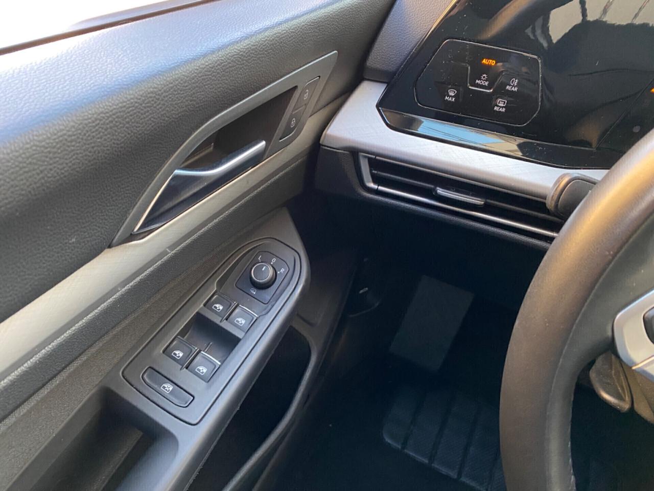 Volkswagen Golf Variant 1.0 eTSI EVO DSG Life