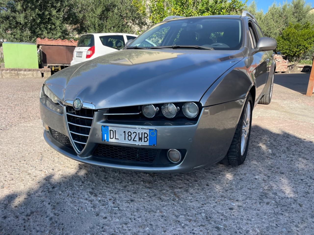 Alfa Romeo 159 1.9 JTDm 16V Sportwagon Exclusive