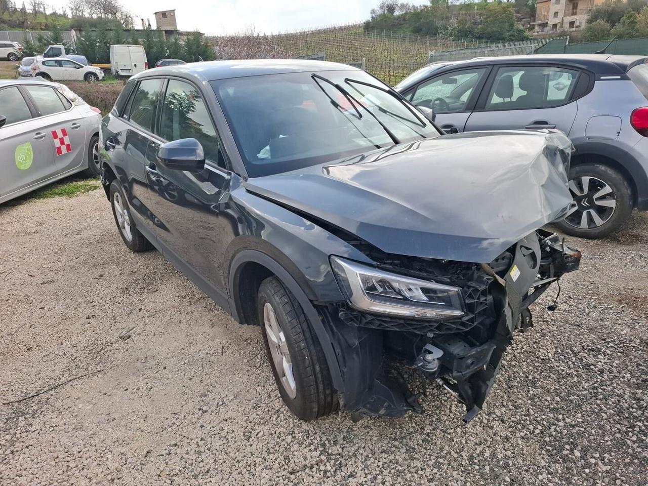 AUDI Q2 35 TDI QUATTRO STRONIC IDENTITY SINISTRATA