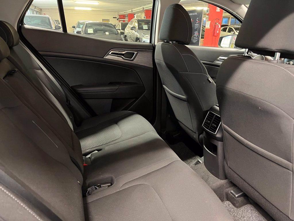 KIA Sportage 1.6 crdi mhev Business dct del 2024