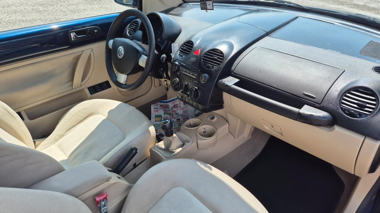 Volkswagen New Beetle 1.6 Benzina Cabrio