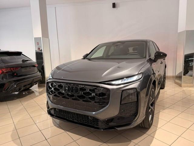 Audi Q3 Sportback Black line 35 TDI S-tronic NEW MODEL