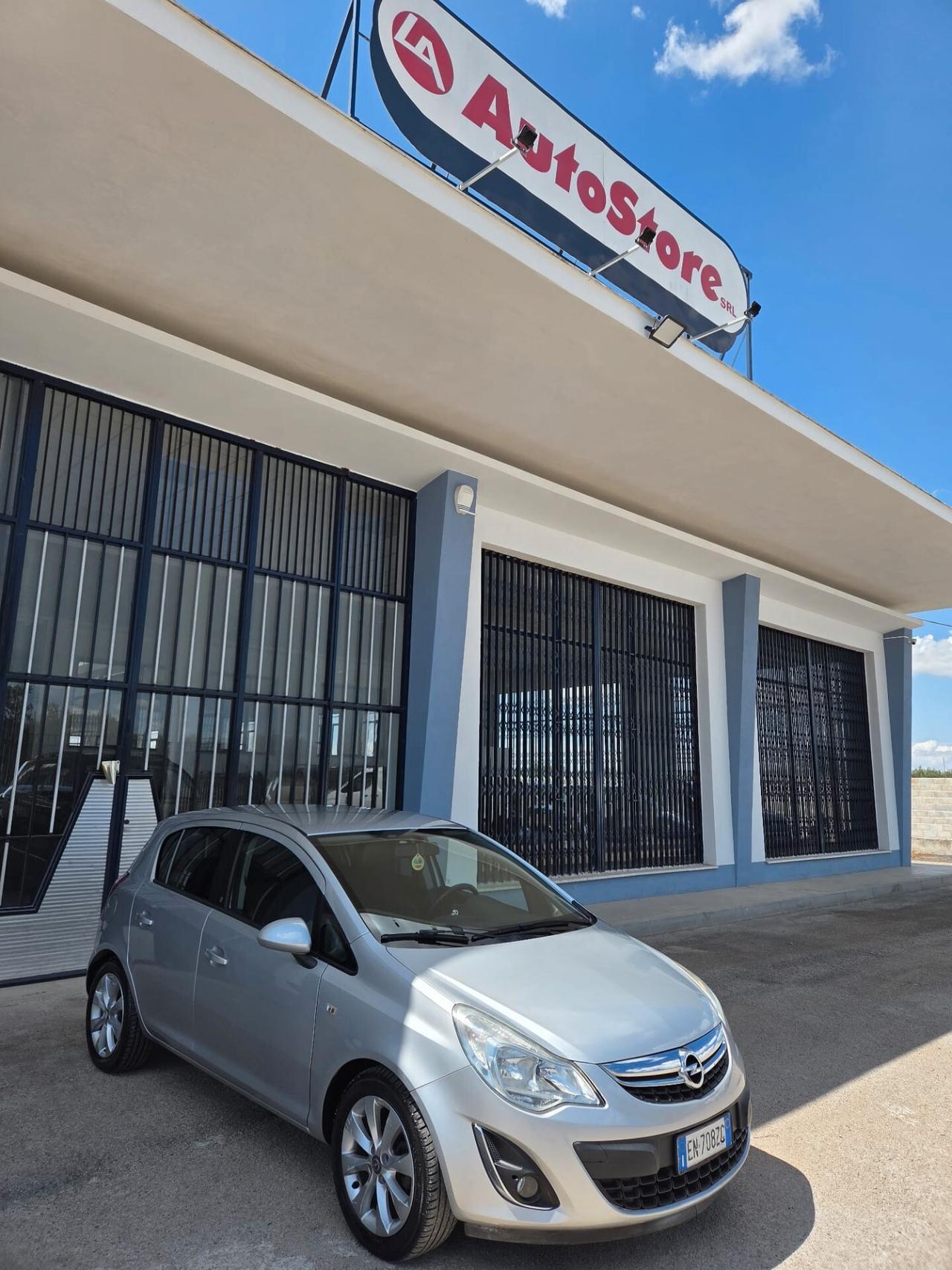 Opel Corsa 1.2 85CV 5 porte GPL-TECH One