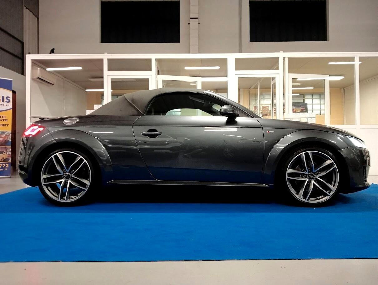 Audi TT ROADSTER 1.8 TFSI SLINE 19" MATRIX CABRIO S-LINE