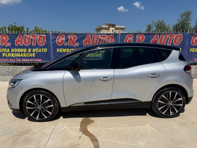 RENAULT Scenic ENERGY INITIALE PARIS