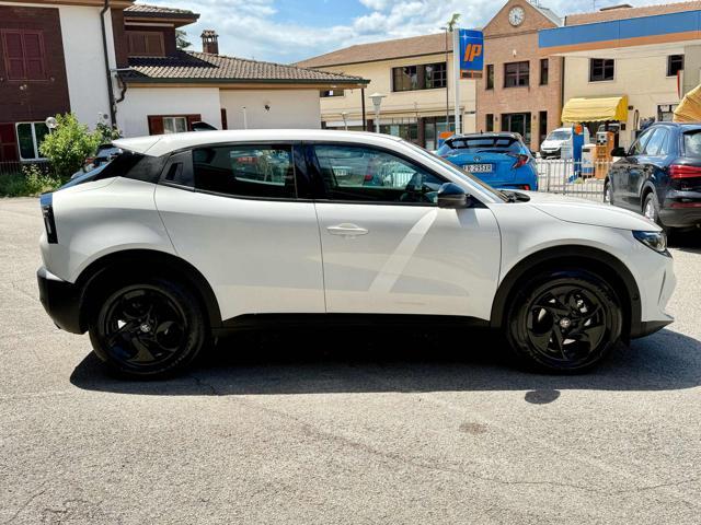 ALFA ROMEO Junior 1.2 136 CV Hybrid eDCT6