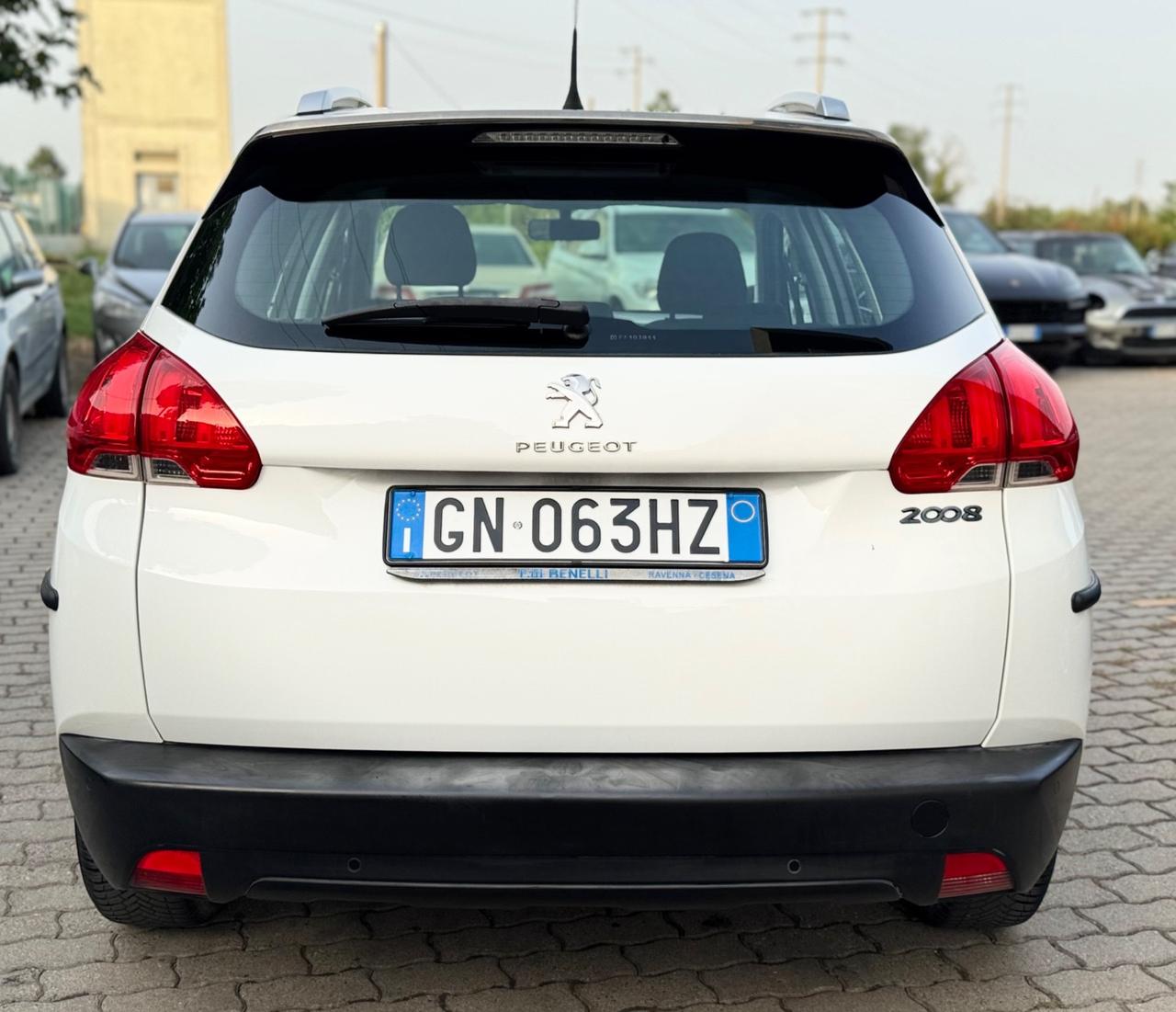 Peugeot 2008 PureTech Turbo 110 S&S Allure soli 42.000 km