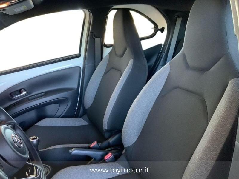 Toyota Aygo X 1.0 VVT-i 72 CV 5 porte Active