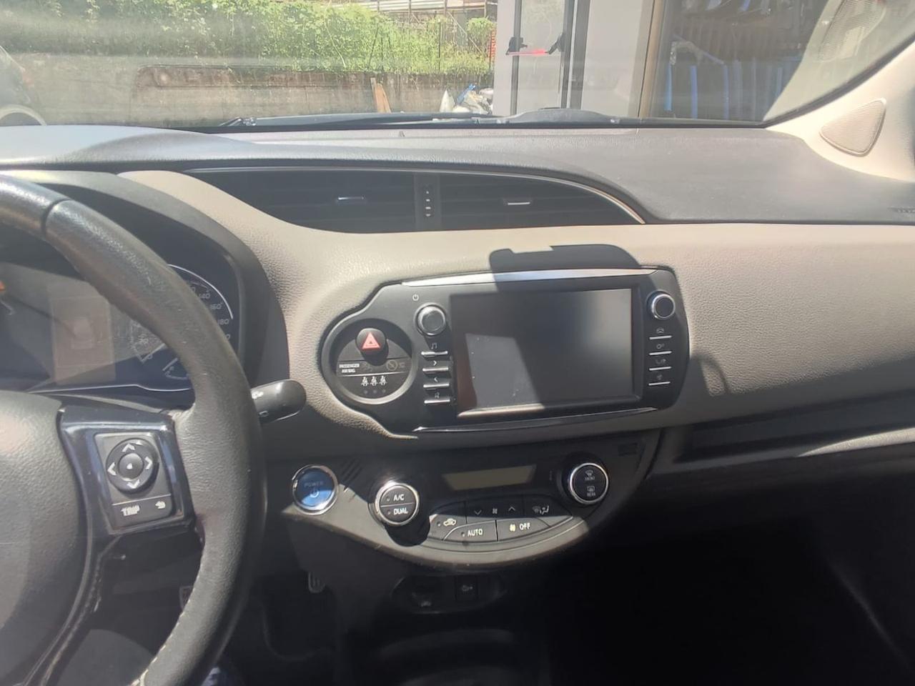 Toyota Yaris 1.5 Hybrid #2599