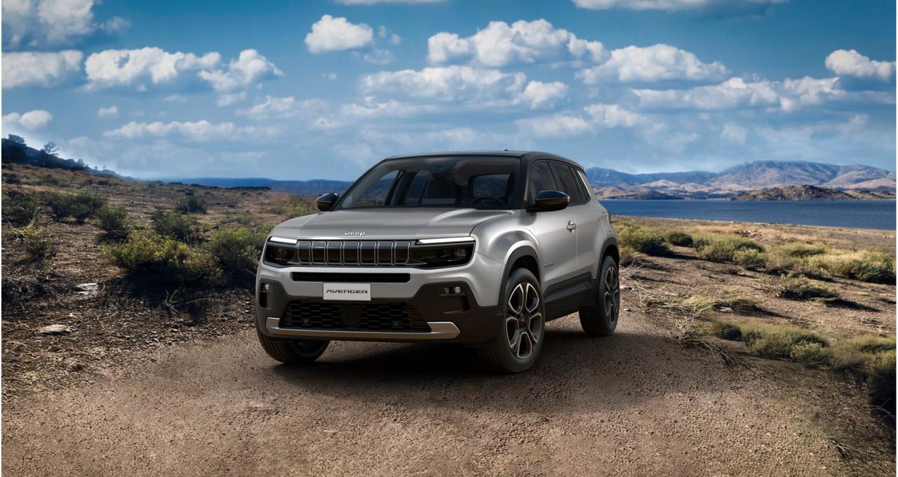 Jeep Avenger 1.2 turbo Summit fwd 100cv Tetto/Pelle/JBL/Led