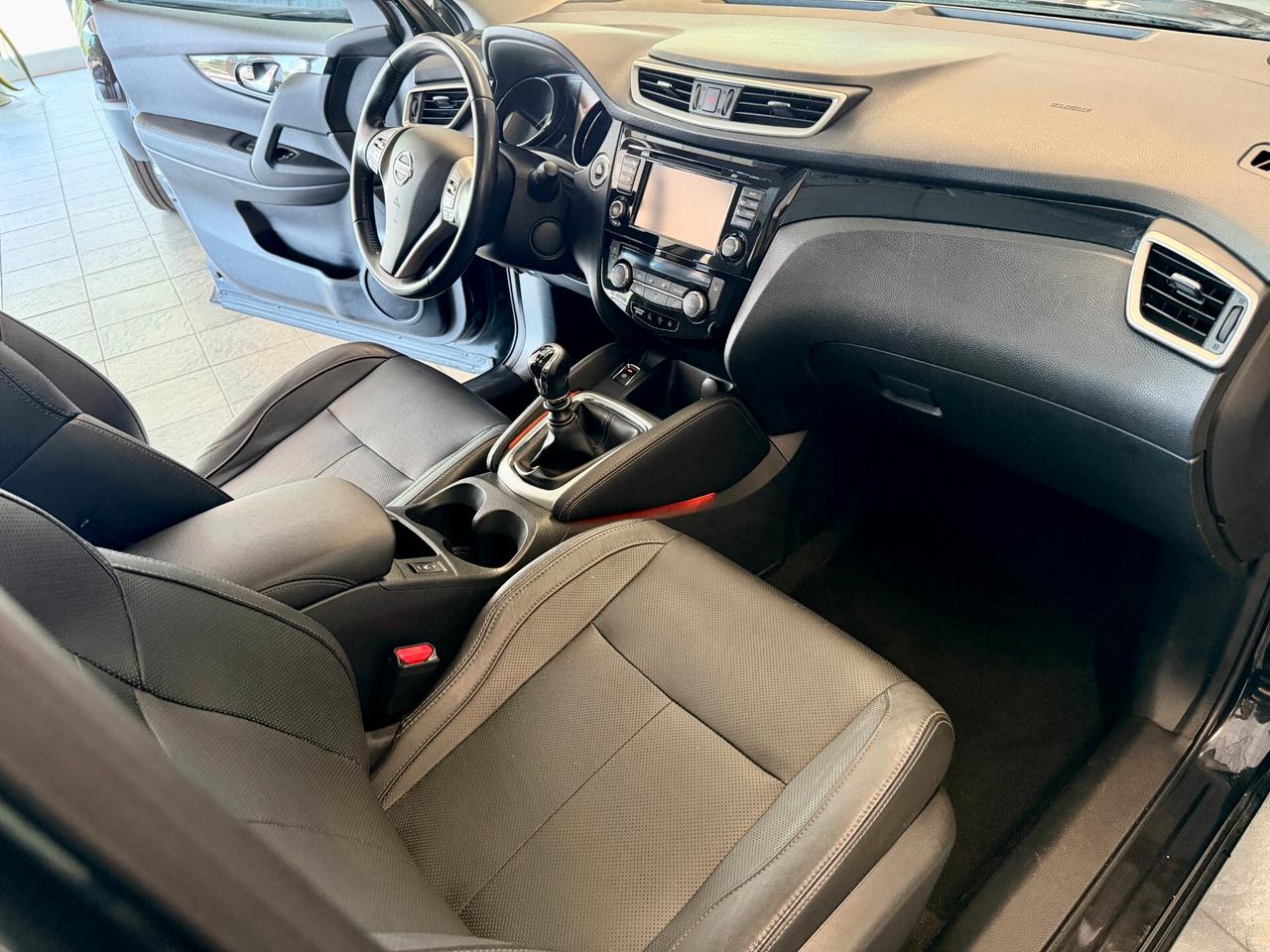 Nissan Qashqai 1.5 dCi 110 CV Tekna-NEOPATENTATI-