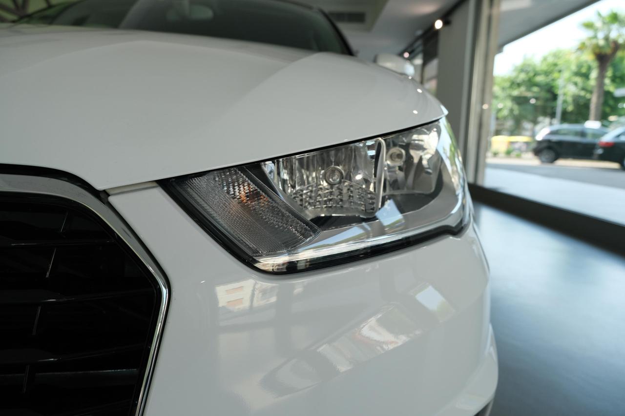 Audi A1 Sportback 1.0 tfsi ultra Admired 95cv s-tronic