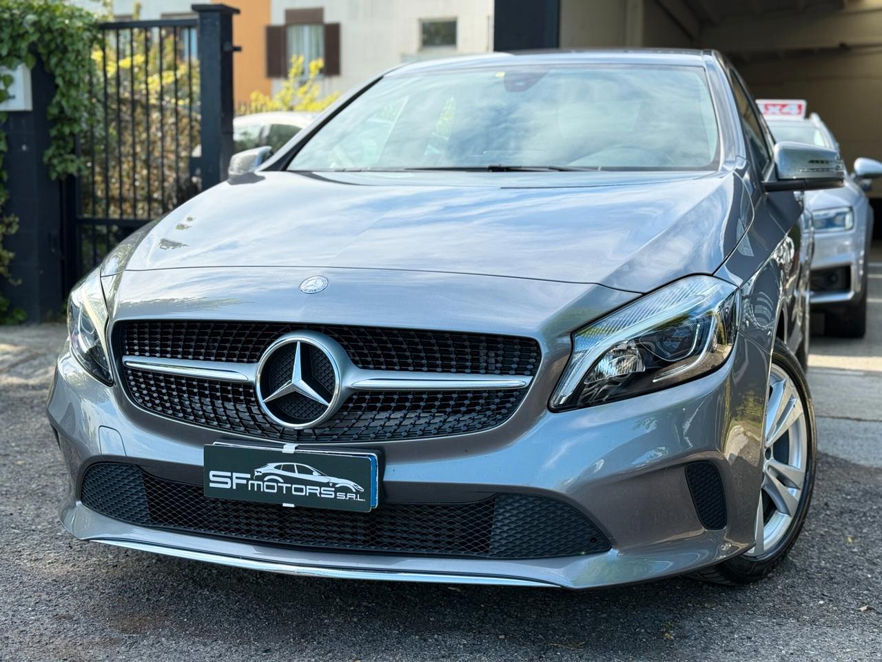 Mercedes-benz A 180 A 180 d Premium