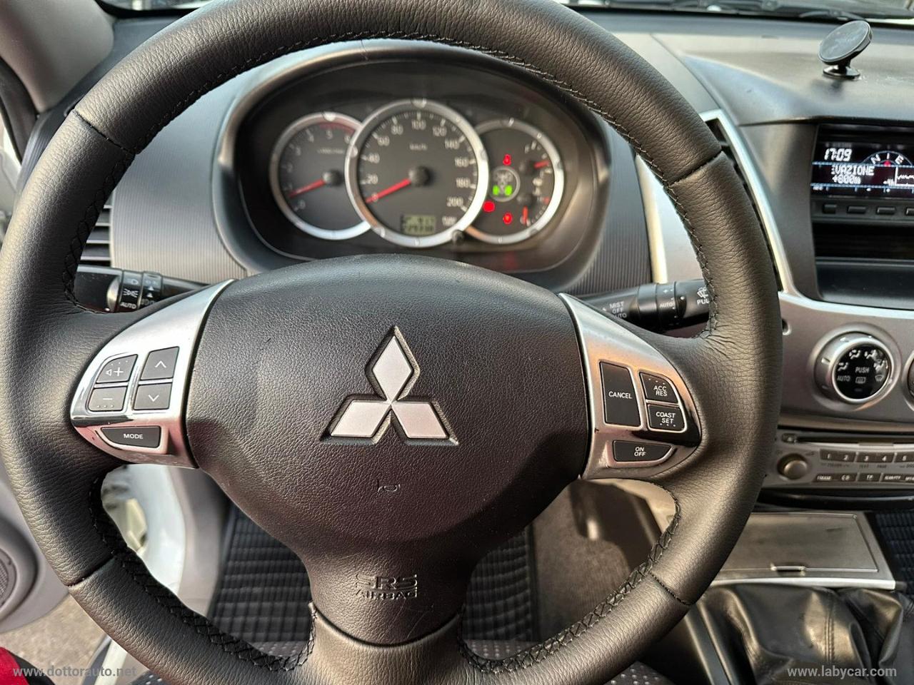 MITSUBISHI L200 2.5 DI-D/178CV DC Intense Plus