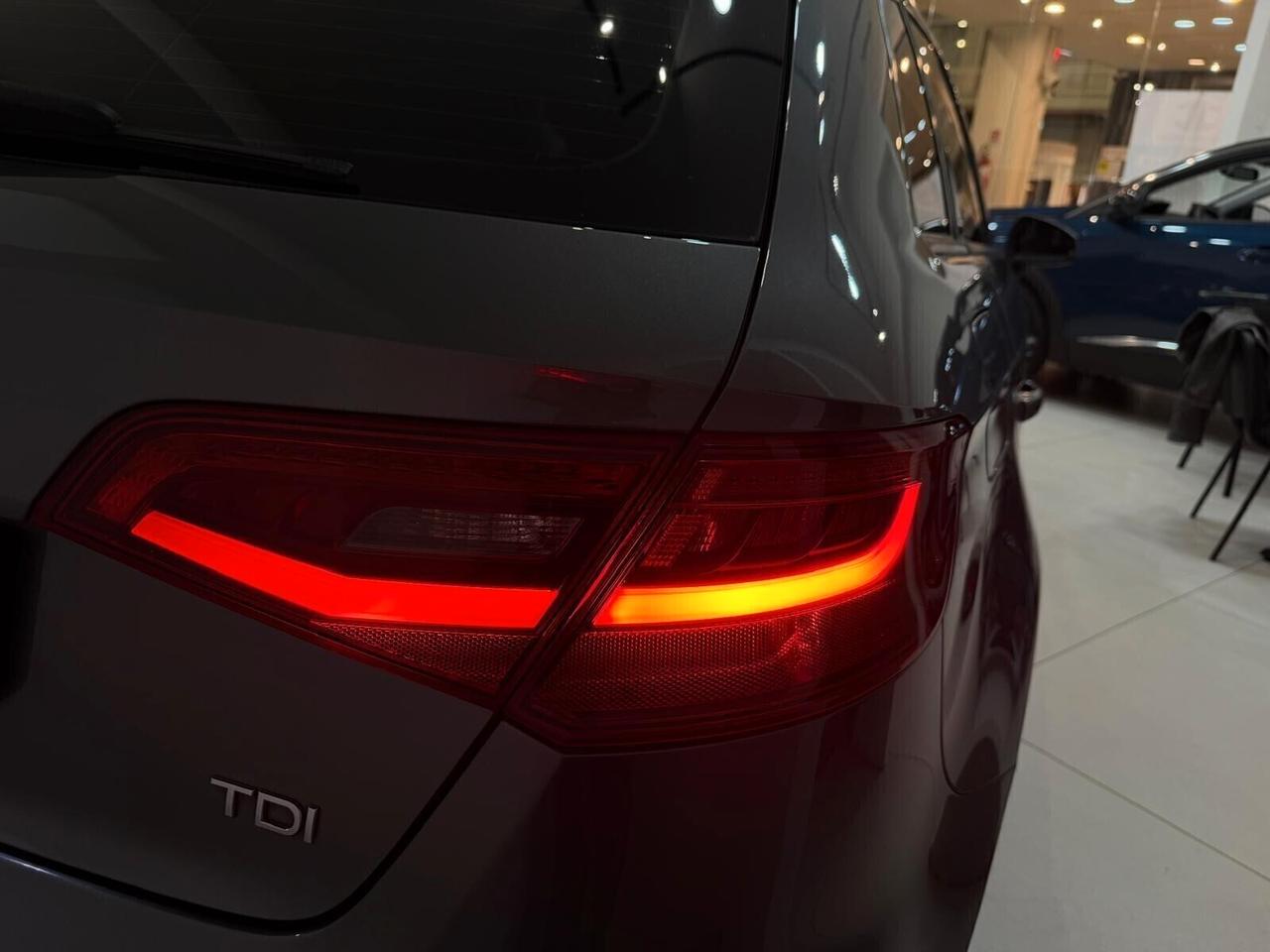 AUDI A3 1.6 TDI 110CV S TRONIC AMBITION NAVI KM 156000