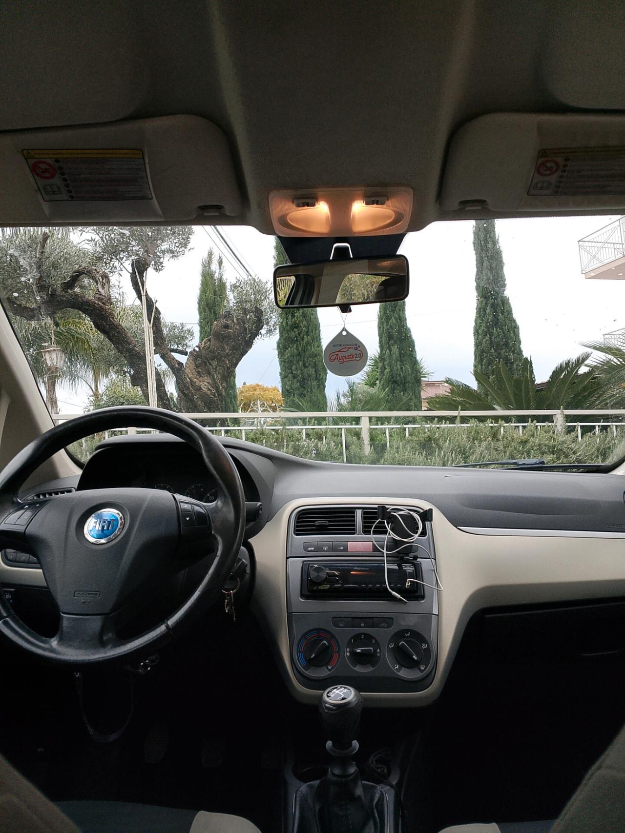 Fiat Grande Punto 1.4 benzina GPL