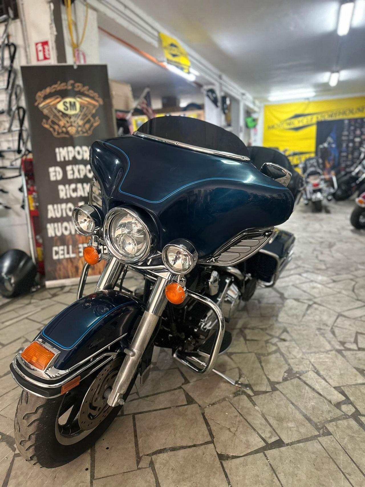 Harley-davidson FLHTC Classic Electra Glide