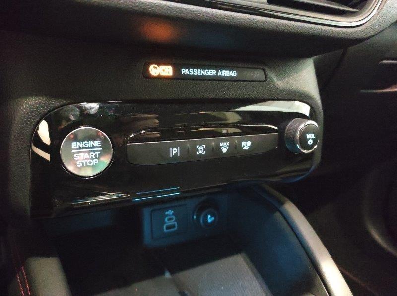 FORD Kuga 3ª serie - Kuga 2.5 Full Hybrid 180 CV CVT 2WD ST-Line