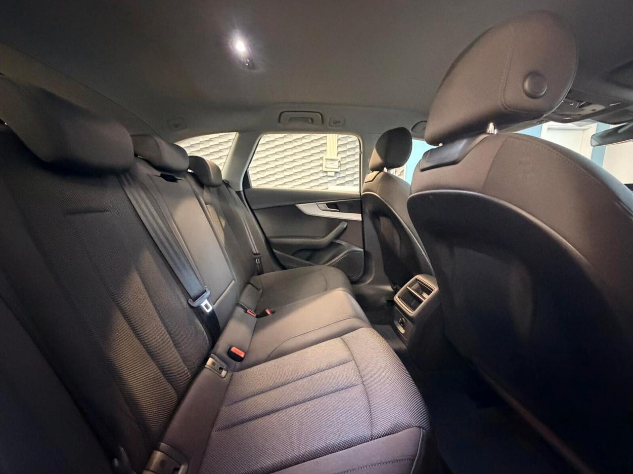 Audi A4 Avant 35 TDI/163 CV S tronic Business