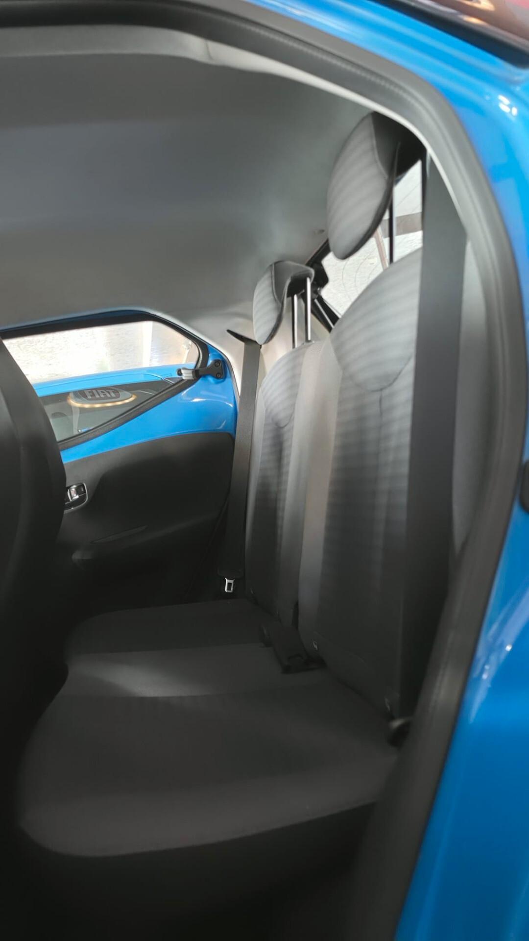 Toyota Aygo Connect 1.0 VVT-i 72 CV 5 porte x-clusiv