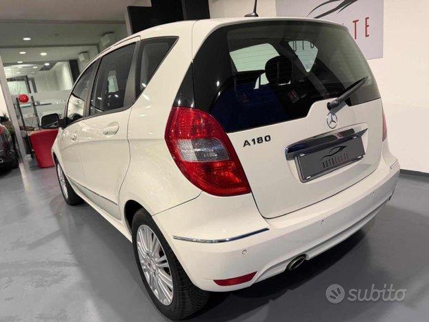 MERCEDES-BENZ A 180 BlueEFFICIENCY Style