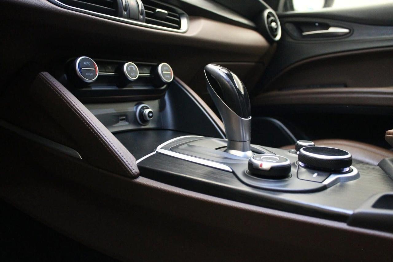 Alfa Romeo Stelvio 2.2 Turbodiesel 210 CV AT8 Q4 Super