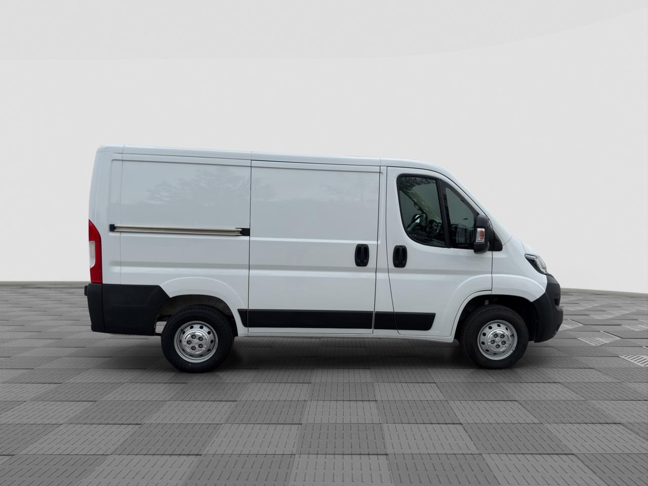 PEUGEOT Boxer (3ª serie) Boxer 328 2.2 BlueHDi 120 S&S PC-TN Furgone