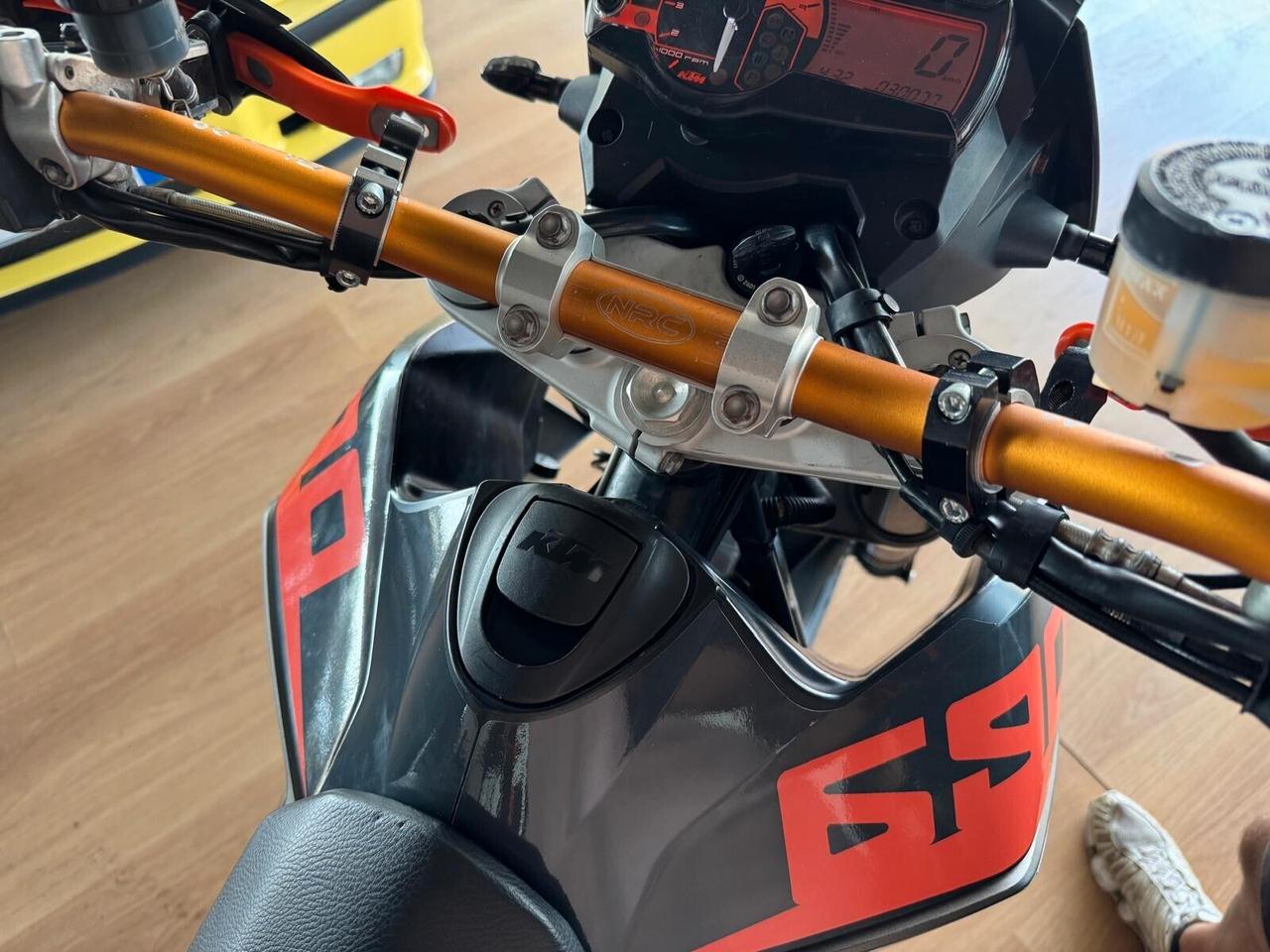Ktm 690 Supermoto PRESTIGE